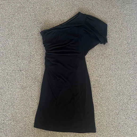 Calvin Klein Dresses & Skirts - Calvin Klein one shoulder dress